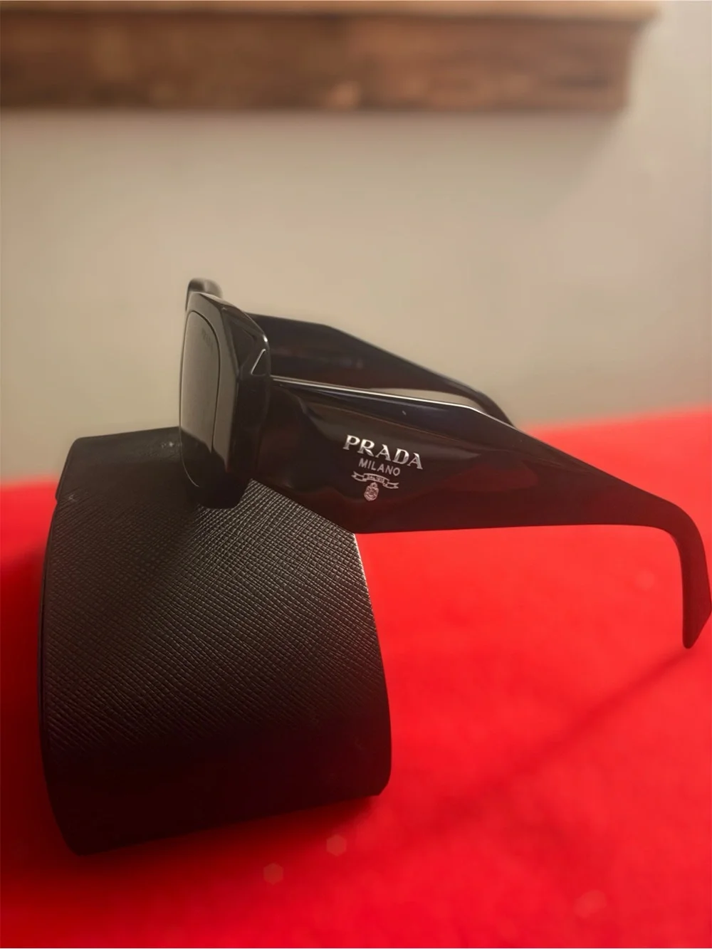 🖤Prada Symbole Trending Sunglasses - Picture 4 of 9